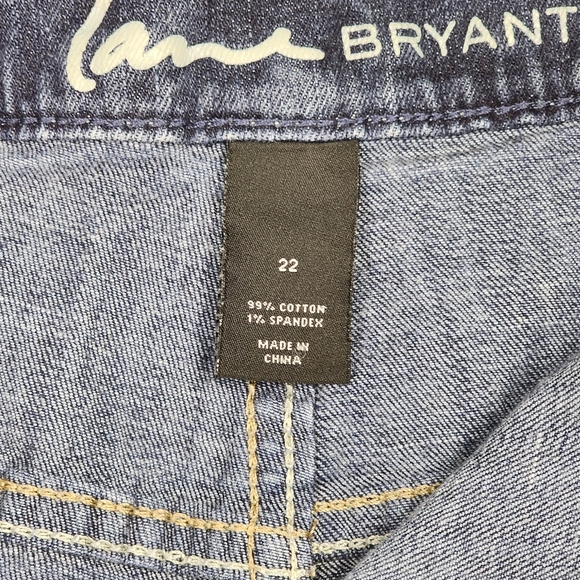 Lane Bryant Cutoff Shorts Plus Size 22 Distressed Blue Jean Denim Dark Wash - Picture 7 of 10